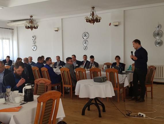 57056113_2248005655518537_2682127572212383744_n