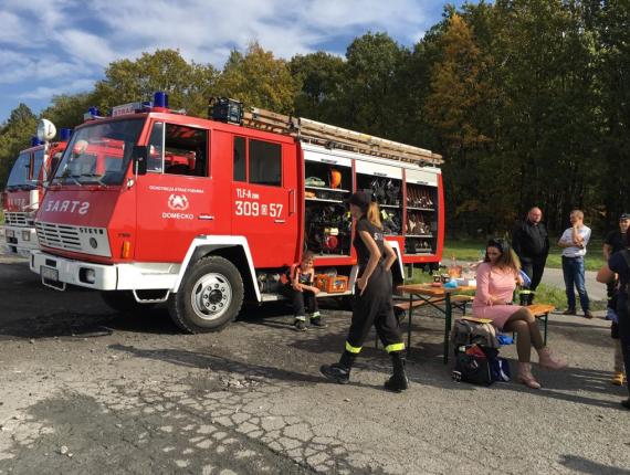 db947365-8f39-44c0-8635-85b180430762