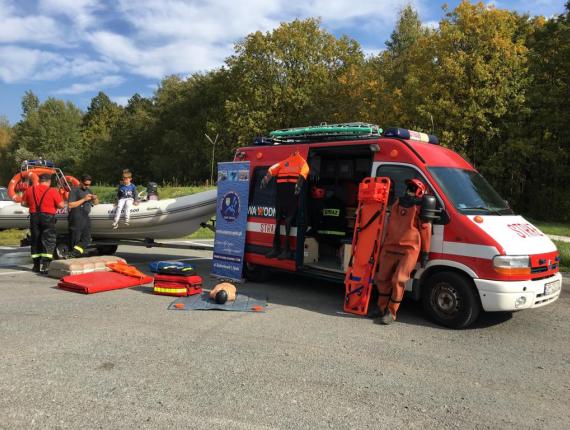 fe3c7163-7130-4f45-83f7-158c84d1d116